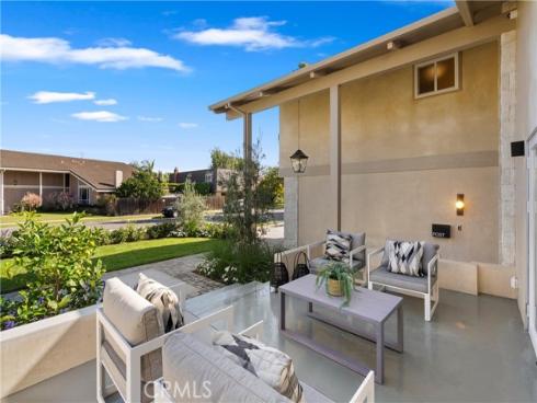 2741 Sandpiper Drive, Costa Mesa, CA