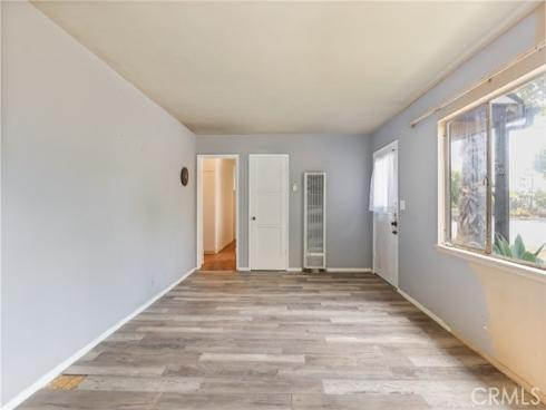 2060 State Avenue , Costa Mesa, CA