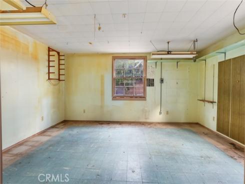 2060 State Avenue , Costa Mesa, CA