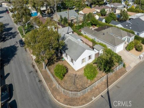2060 State Avenue , Costa Mesa, CA