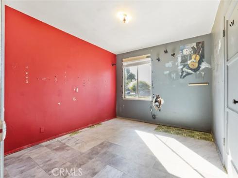 2060 State Avenue , Costa Mesa, CA