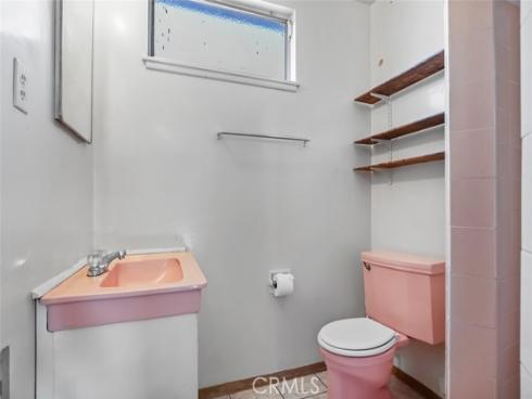 2060 State Avenue , Costa Mesa, CA