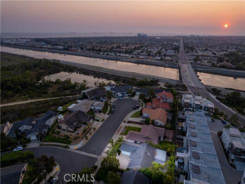 1170  Gleneagles  , Costa Mesa, CA