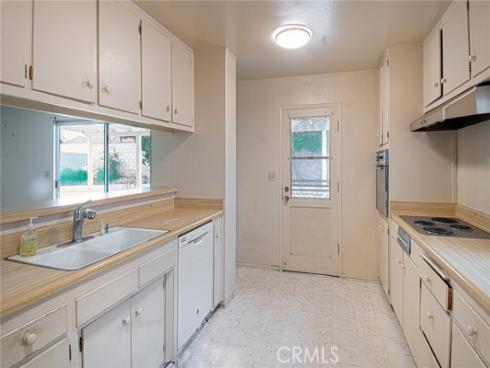 2925 Jacaranda Avenue, Costa Mesa, CA