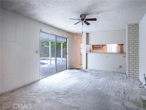 2925 Jacaranda Avenue, Costa Mesa, CA