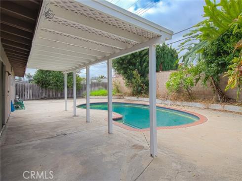 2925 Jacaranda Avenue, Costa Mesa, CA