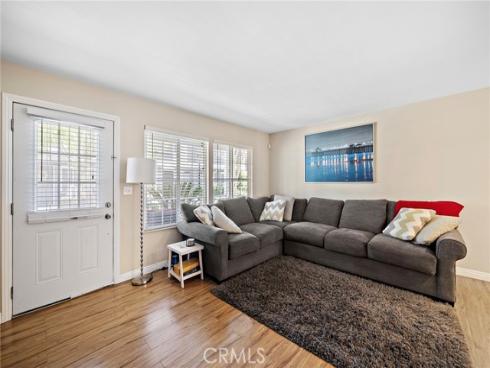 2404  Niagara  , Costa Mesa, CA