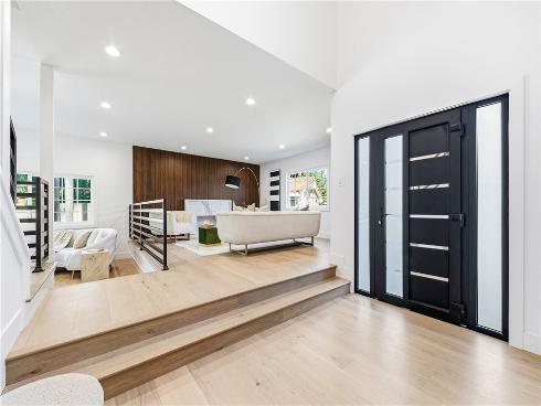 3493  San Marino   Circle, Costa Mesa, CA