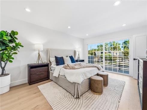3493  San Marino   Circle, Costa Mesa, CA