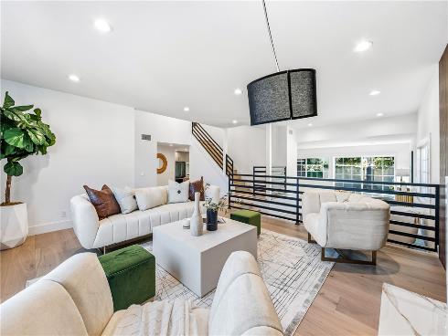 3493  San Marino   Circle, Costa Mesa, CA