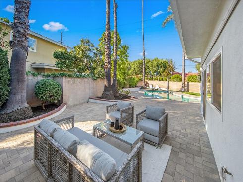 3493  San Marino   Circle, Costa Mesa, CA