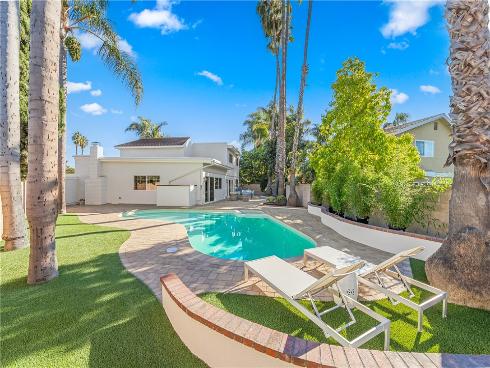 3493  San Marino   Circle, Costa Mesa, CA