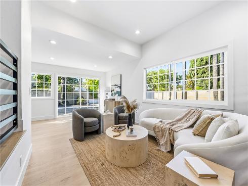 3493  San Marino   Circle, Costa Mesa, CA