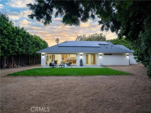 2055  Calvert   Avenue, Costa Mesa, CA