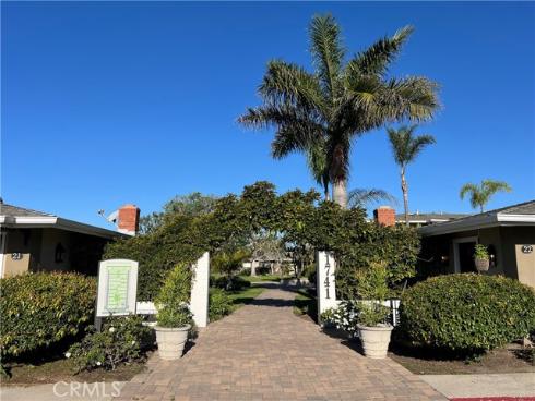 1741  Tustin  10C , Costa Mesa, CA