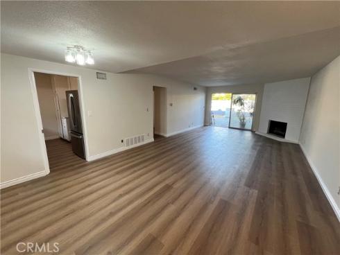 1741 Tustin 10C , Costa Mesa, CA
