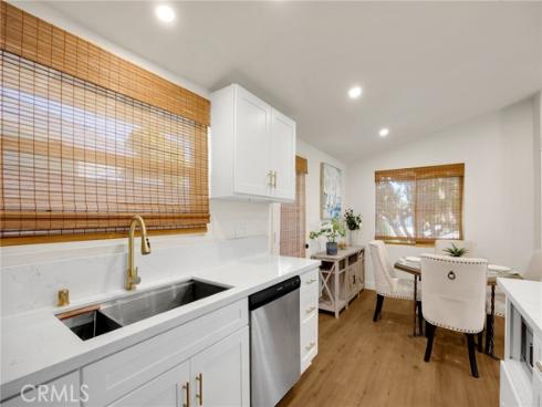 868  Towne  , Costa Mesa, CA