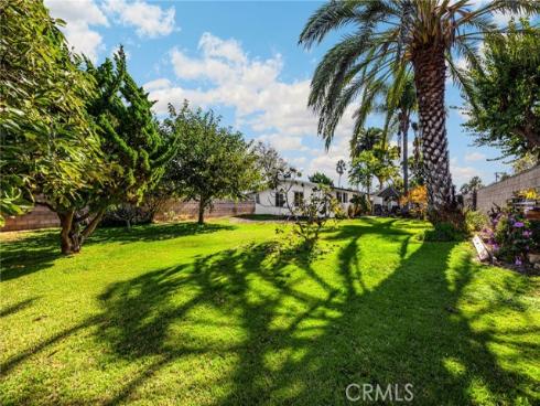 868  Towne  , Costa Mesa, CA