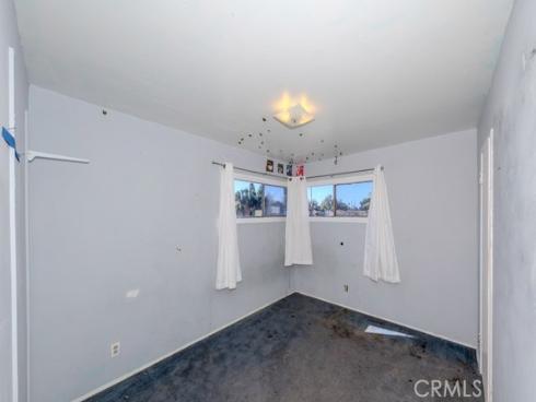 690  Capital Street  , Costa Mesa, CA