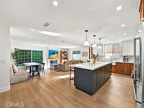 3210 Iowa Street, Costa Mesa, CA