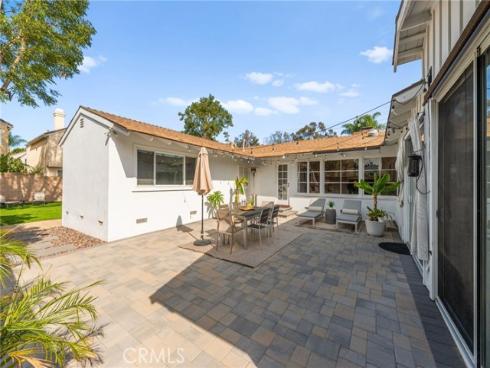 2689  Santa Ana   Avenue, Costa Mesa, CA