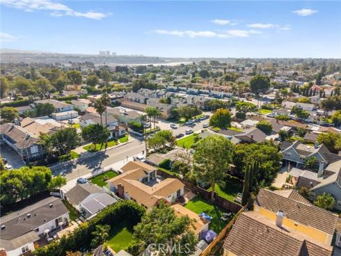 2689  Santa Ana   Avenue, Costa Mesa, CA