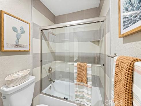 2205  Pacific  101  Avenue, Costa Mesa, CA