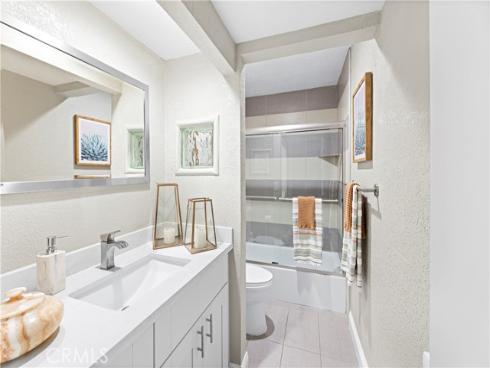 2205  Pacific  101  Avenue, Costa Mesa, CA