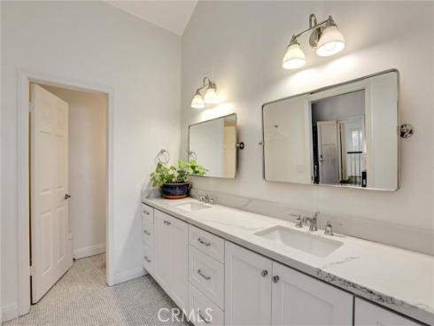 2134  Sabot  , Costa Mesa, CA