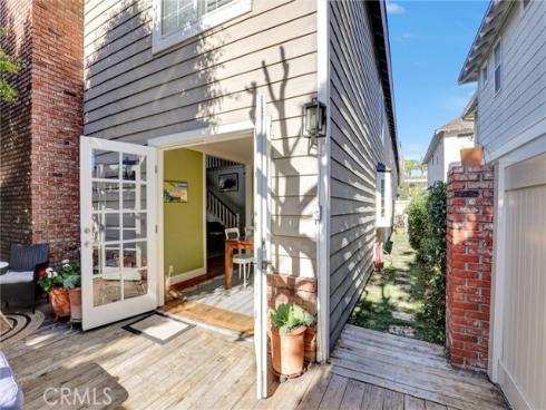 2134  Sabot  , Costa Mesa, CA