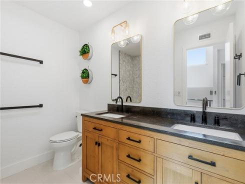 3430  Timber Lk  52 , Costa Mesa, CA