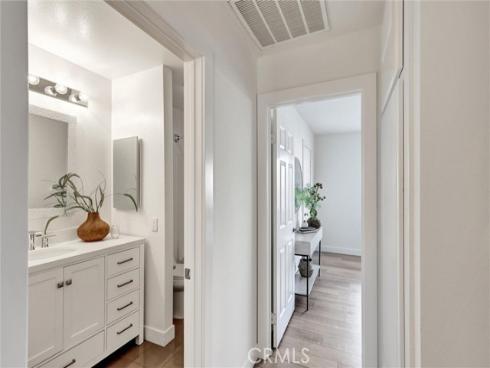 380 W Wilson  C101  Street, Costa Mesa, CA