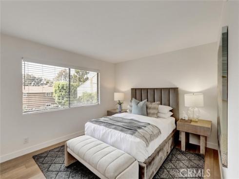 380 W Wilson  C101  Street, Costa Mesa, CA