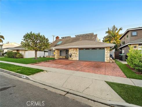 1851  Pitcairn  , Costa Mesa, CA