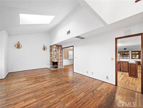 1851  Pitcairn  , Costa Mesa, CA