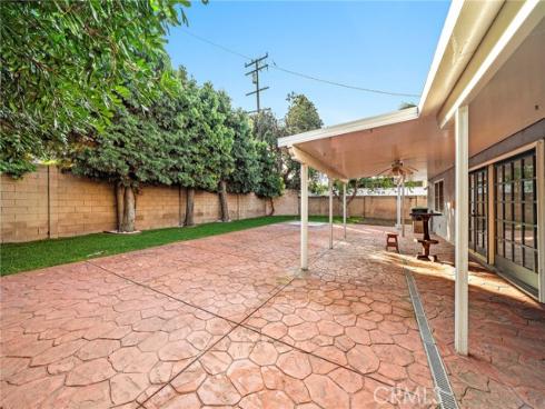 1851  Pitcairn  , Costa Mesa, CA