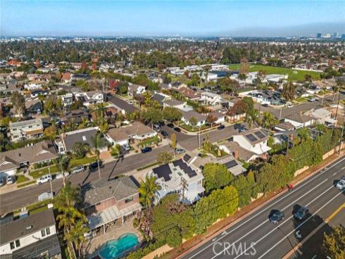 1851  Pitcairn  , Costa Mesa, CA