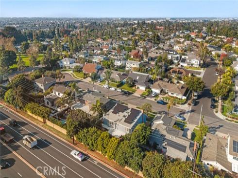 1851  Pitcairn  , Costa Mesa, CA