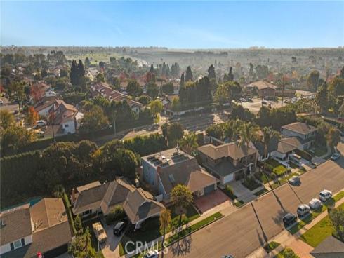 1851  Pitcairn  , Costa Mesa, CA