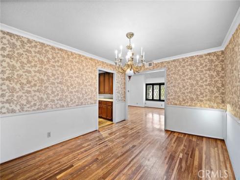 1851  Pitcairn  , Costa Mesa, CA