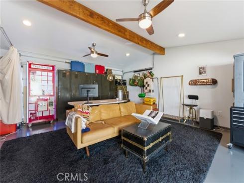 700  Hamilton Street  , Costa Mesa, CA