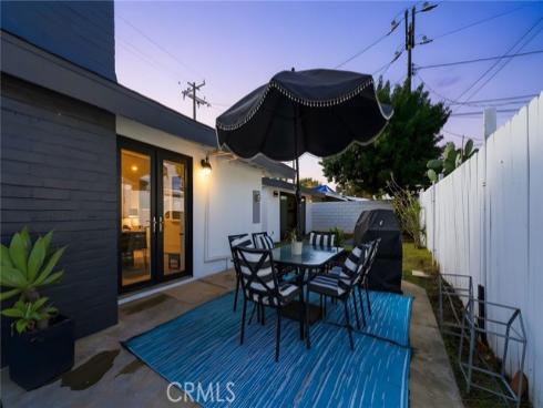 700  Hamilton Street  , Costa Mesa, CA