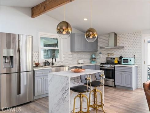 700  Hamilton Street  , Costa Mesa, CA