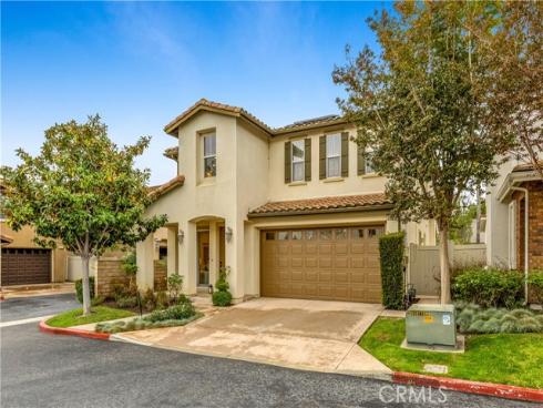 2105  Canyon   Circle, Costa Mesa, CA
