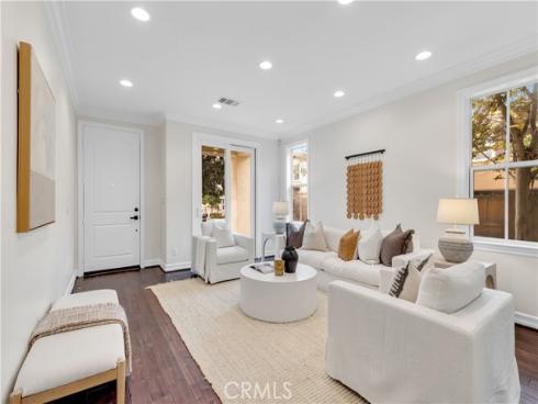 2105  Canyon   Circle, Costa Mesa, CA