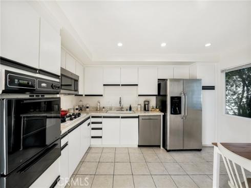 367  Grenoble Lane  , Costa Mesa, CA