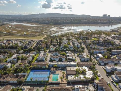 367  Grenoble Lane  , Costa Mesa, CA