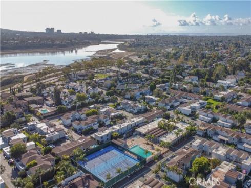 367  Grenoble Lane  , Costa Mesa, CA