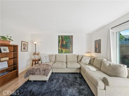 367  Grenoble Lane  , Costa Mesa, CA