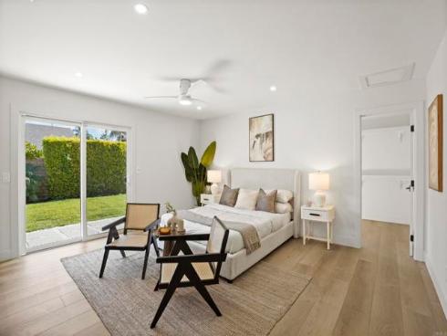 3130  Kerry Ln  , Costa Mesa, CA